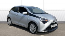 Toyota Aygo 1.0 VVT-i X-Play 5dr x-shift Petrol Hatchback